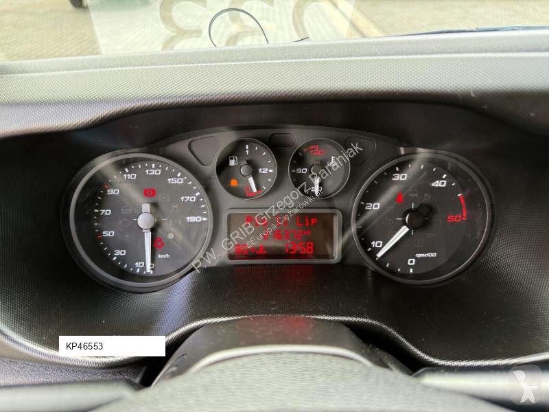 Furgoneta Iveco 35S15 3.0 Diesel Kontener 3x...
