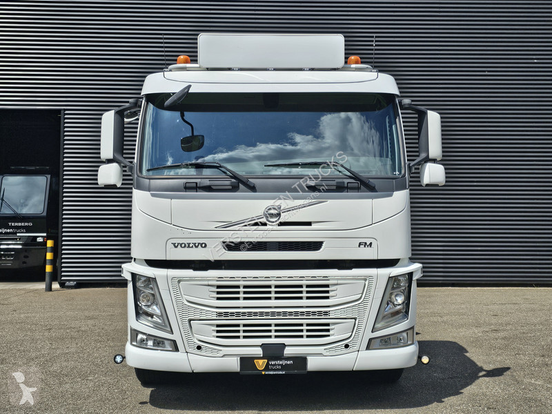 Camião Volvo FM 330 4x2 / EFFER 12.5 t/m CRANE...