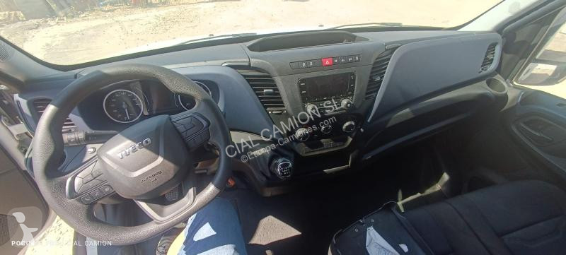 Kamion Iveco 35C16