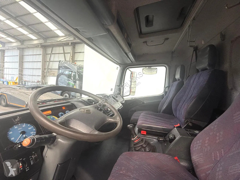 Kamion Mercedes 1217