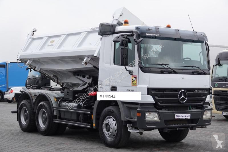 Camião Mercedes ACTROS 3336