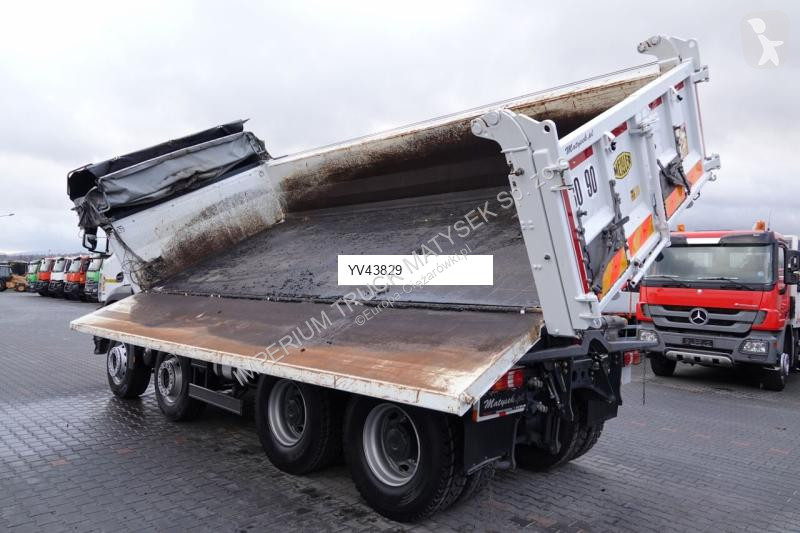 Camion Mercedes 3243