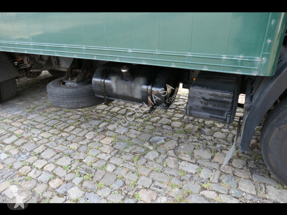 Camião Volvo FL6-140