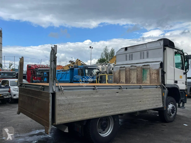 Camion Mercedes 1846 MP2 Kipper 4x4 V6 Big...