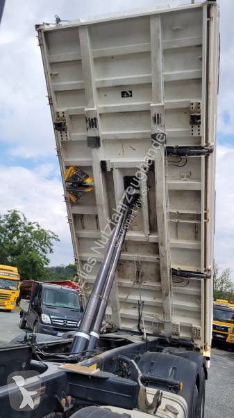 Vrachtwagen MAN