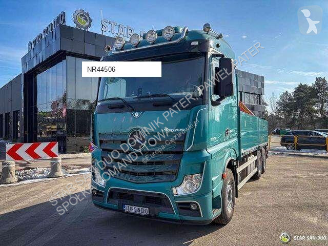 Vrachtwagen Mercedes PK 16001 HDS