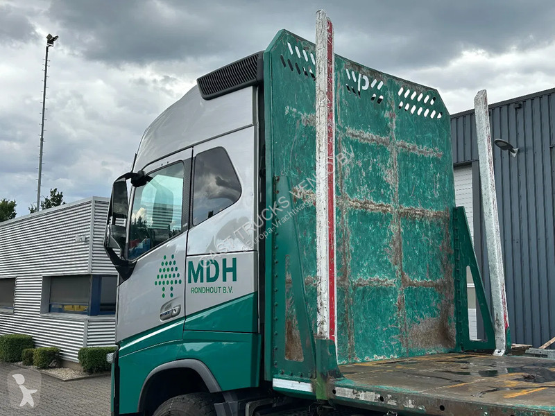 Kamion Volvo 16750 6x4 Hiab 125Z Crane Engine...