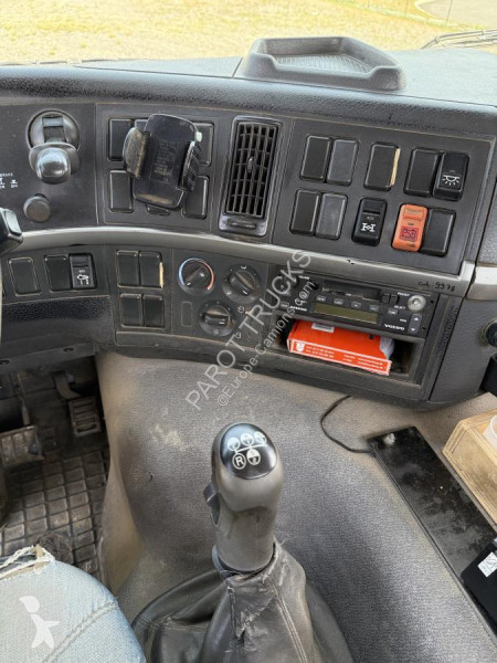 Camion Volvo 380