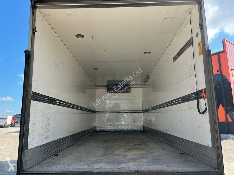 Kamion Volvo 240 4x2 SUPRA 750 / BOX L=7188 mm...
