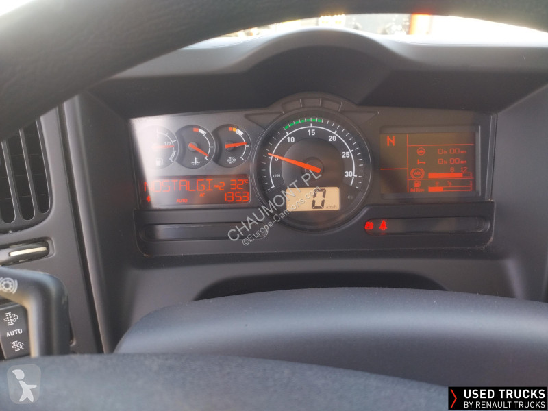 Kamion Renault D Wide
