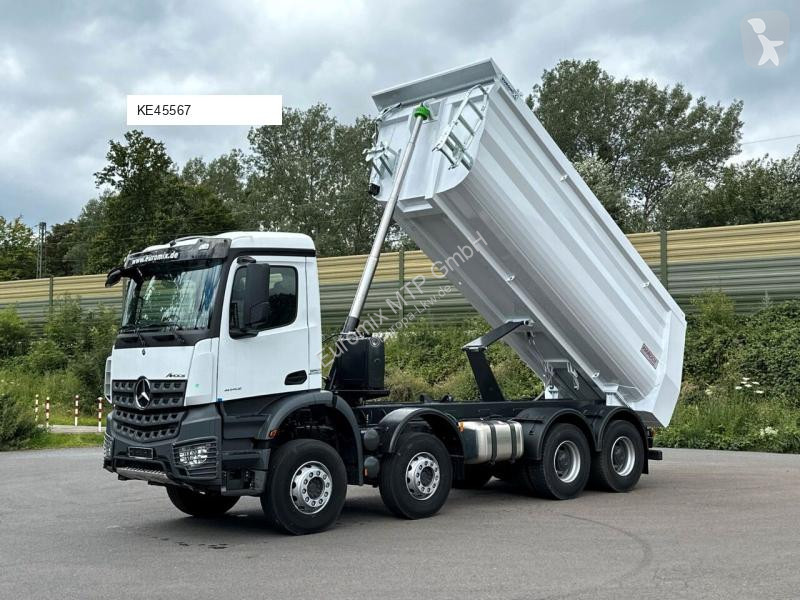 Kamion Mercedes 4142 8X4  Mulden-  Kipper -...