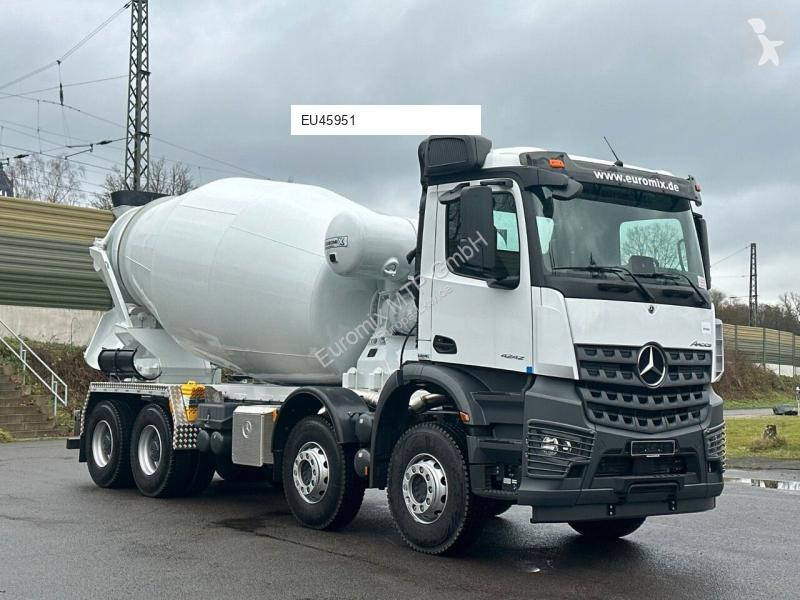 Kamion Mercedes AROCS 5 4242