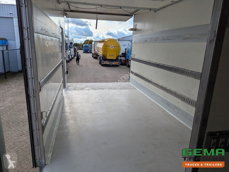Camión DAF FA 250 4x2 Daycab Euro5 Refrigerated...