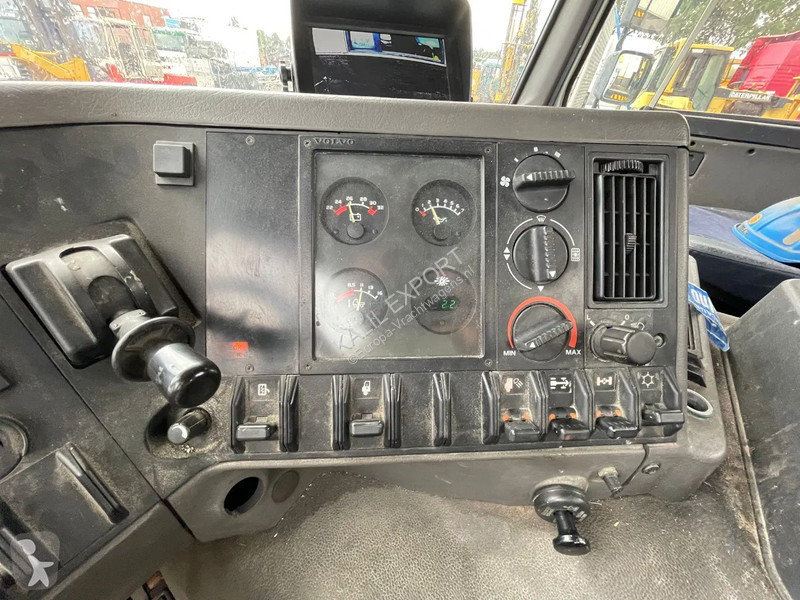 Camion Volvo FL 10.320 Bronto Skylift 33 Meters...
