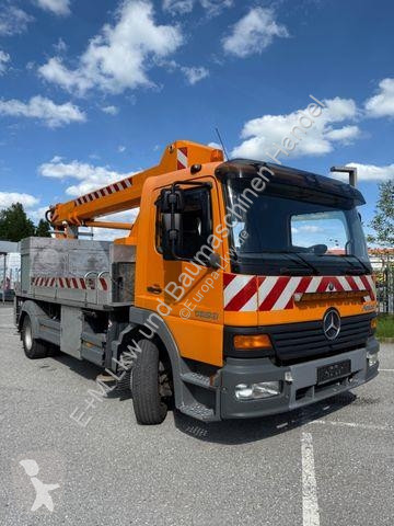 Kamion Mercedes 1323 HUBSTEIGER 22 M TOP ZUSTAND