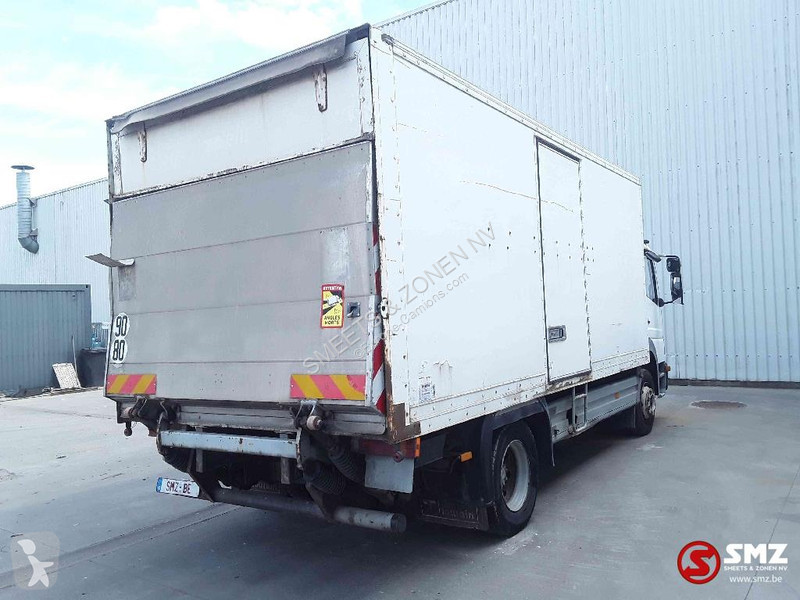 Kamion Mercedes 1218