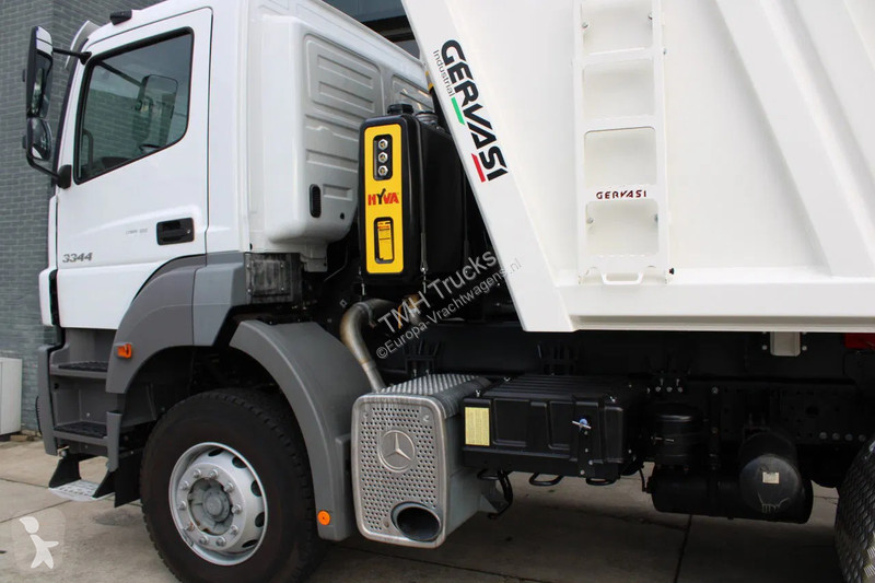 Camion Mercedes 3344 K 6x4 Tipper Truck