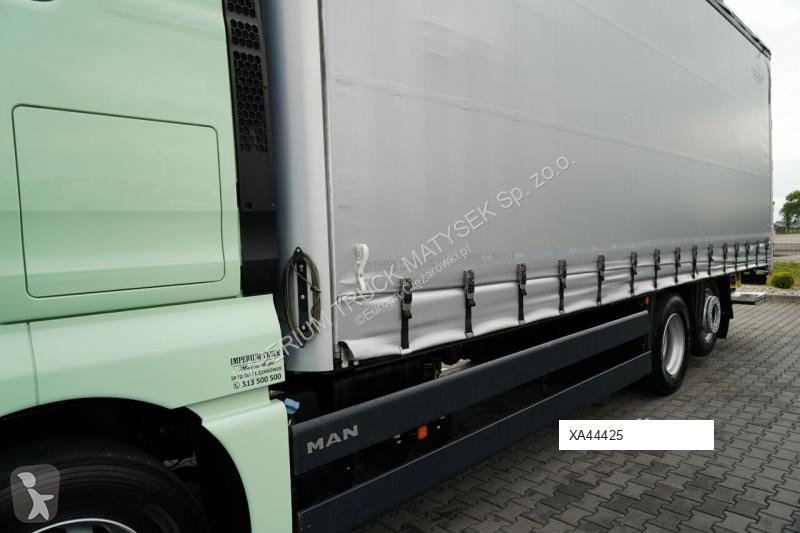 Camion MAN TGX / 6x2 / FIRANKA - 8,15 m /...