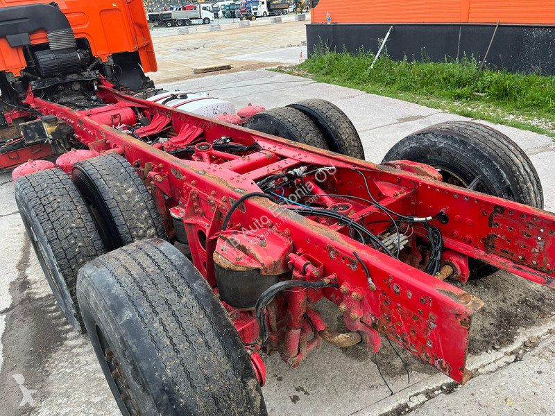 Camión DAF 6x2 CHASSIS