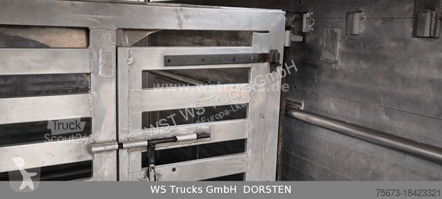 Camion Mercedes 1223 1 Stock Hohe Gitter...