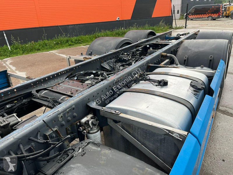 Kamion DAF 530 CHASSI L=5750