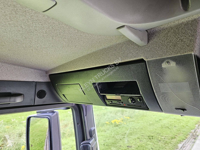 Camion MAN TGS 6X2 TAILLIFT