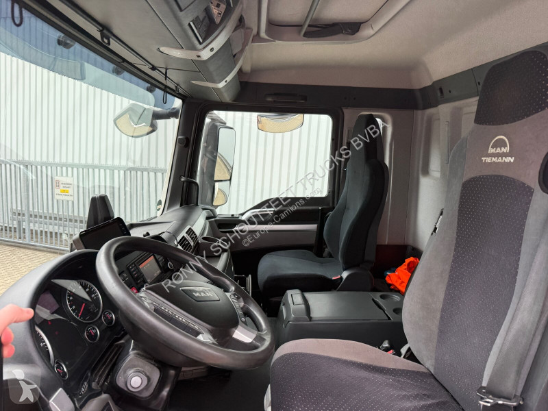 Camion MAN TGS 26.400 6x2-4 LL TGS 26.400 6x2-4...