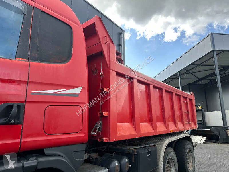 Kamion Scania 144-460 V8