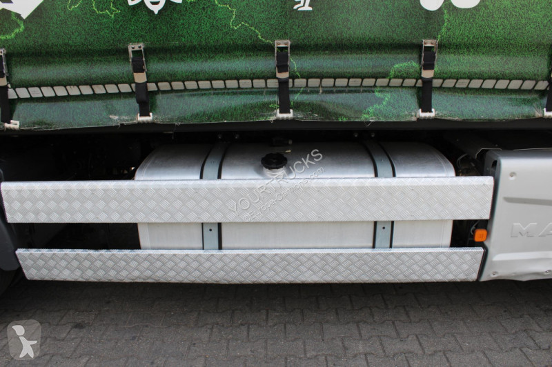 Camion MAN TGX Plane Stapleraufnahme Lenkachse AHK