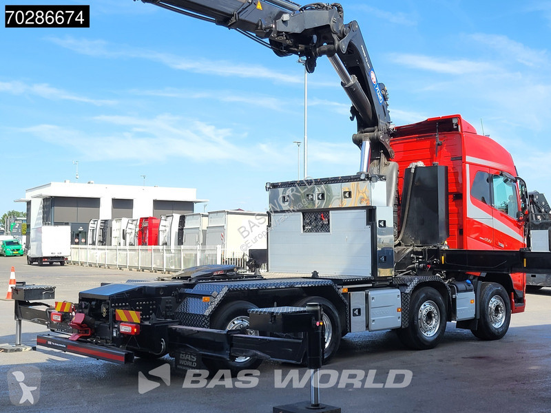 Vrachtwagen Volvo 650 8X2 HMF 7020K-RCS Crane +...