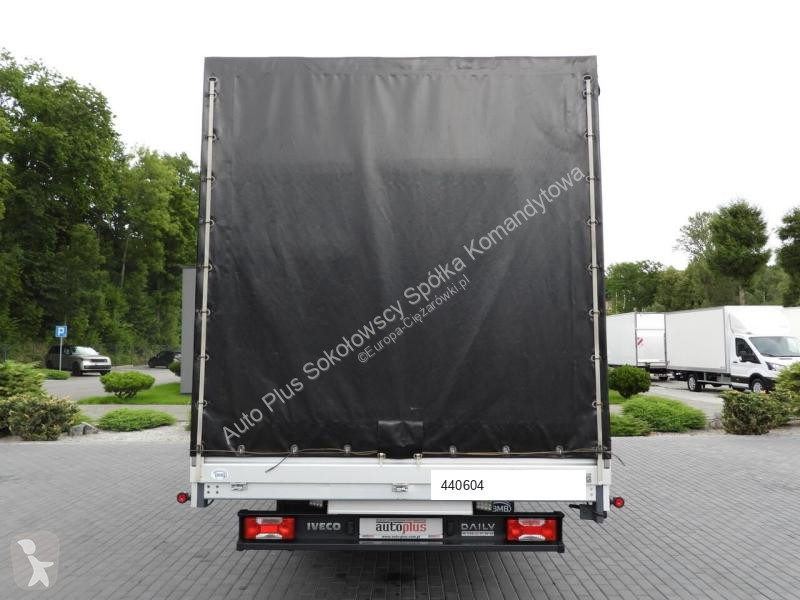 Véhicule utilitaire Iveco DAILY 35S18 PLANDEKA...