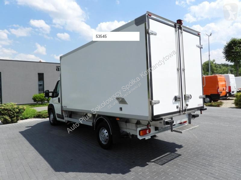 Camion Peugeot BOXER CHŁODNIA KONTENER 0*C 8...