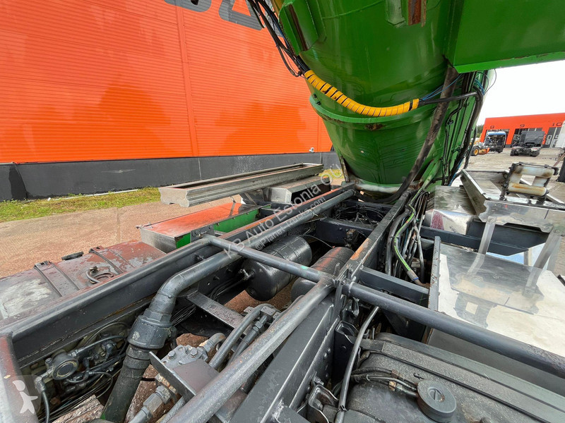 Kamion Scania P  4x2 TANK 9000 I + 1200 l /...