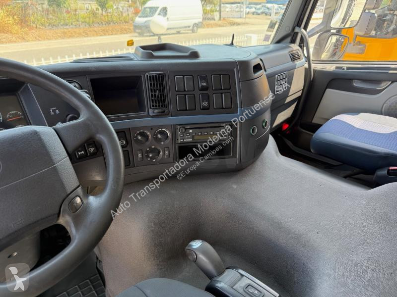 Kamion Volvo 440