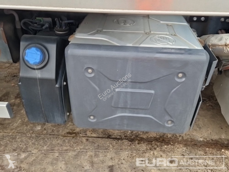 Camion Renault D210
