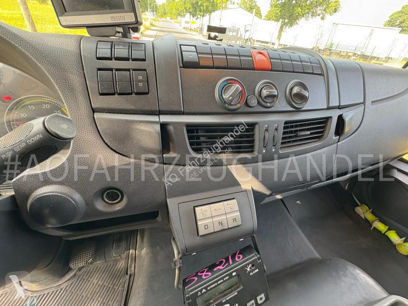 Kamion Iveco 190E28 - Carrier Supra 850 -30Grad -
