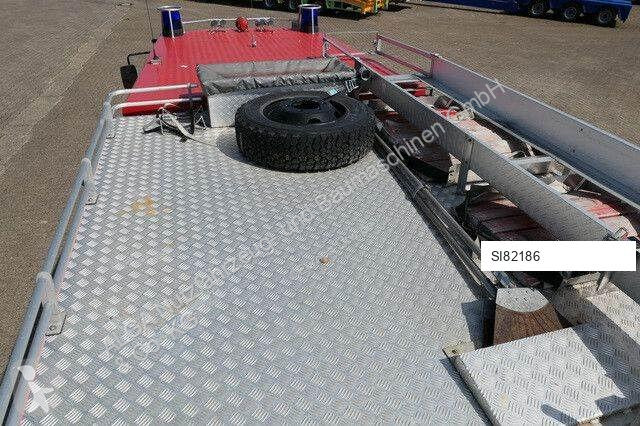 Camion Mercedes 814 F/Feuerwehr/Pumpe/9 Sitze