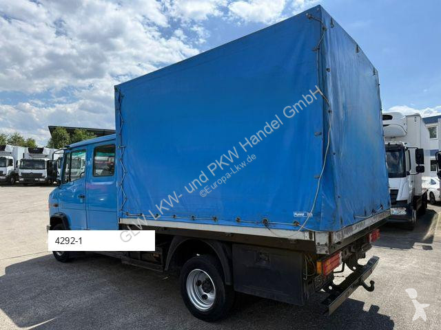 Camión Mercedes VARIO 816 D DOKA 7-Sitzer