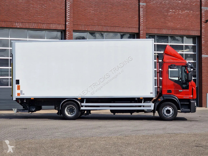 Kamion Iveco EuroCargo 160 210 - Isotherm box -...