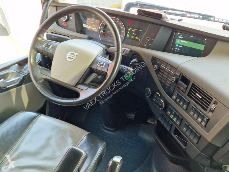 Camion Volvo 13500 Globetrotter XL 6x2 - BDF -...