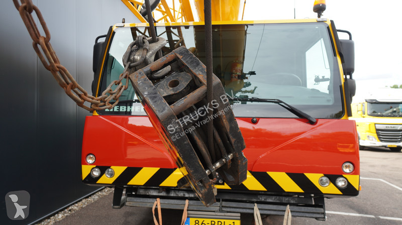 Camion Liebherr 1050-3.1 6X4X6 WITH JIB VARIOBASE