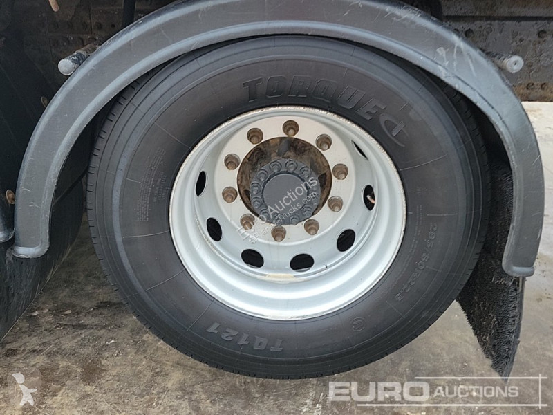 Camion Volvo FM340