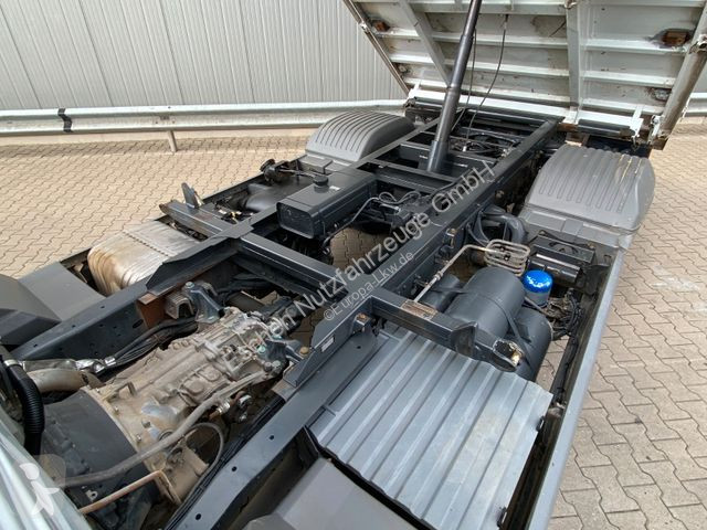 Camion Mercedes 818 MEILLER...