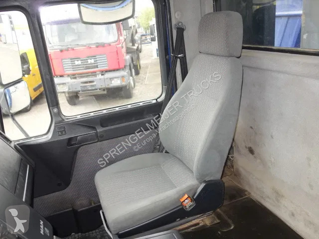 Camión MAN 8x8 meiller kipper manual diesel pomp