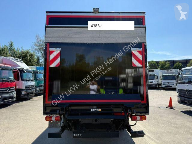 Kamion Mercedes 818
