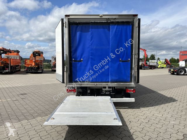 Camião Iveco 70C18 Kühlkoffer mit Ladebordwand...