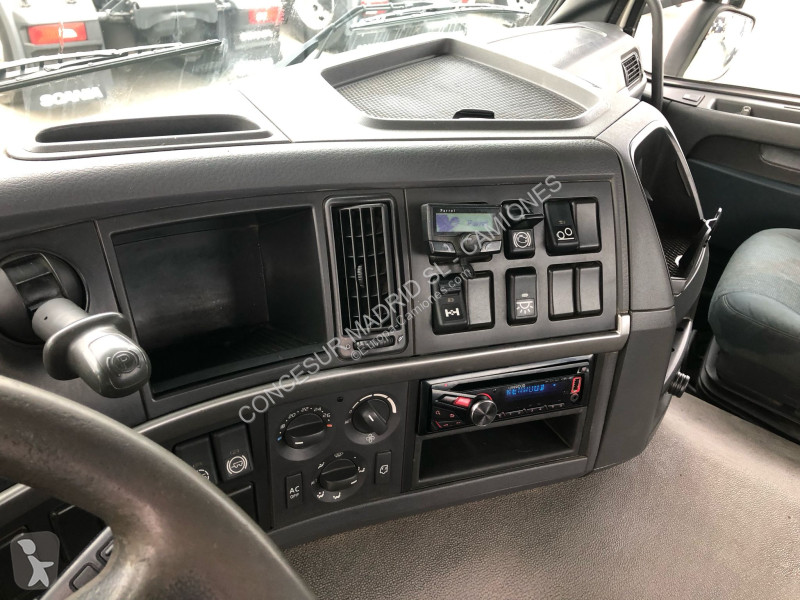 Camion Volvo 410