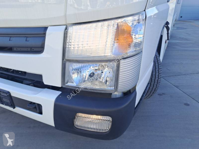 Camion Mitsubishi