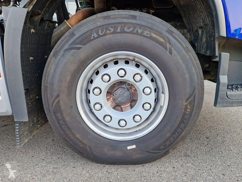 Camion Volvo 540