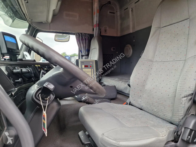 Camion Volvo 380 6x2 - 2/3 stock Berdex...